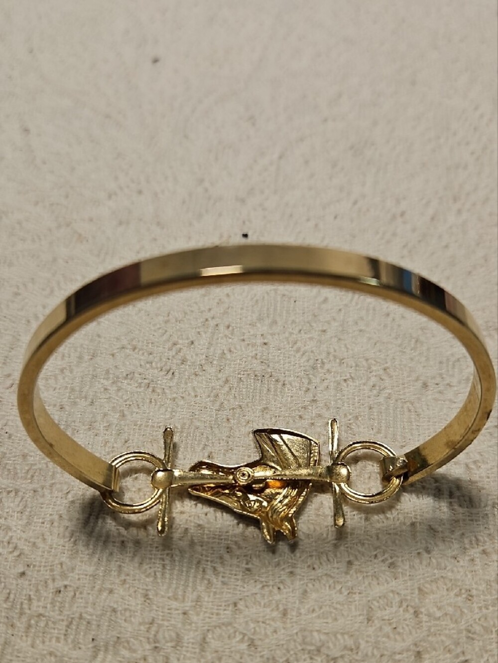 Gold and Silver Horse Head Bangle Bracelet - Elegant Womens Jewelry - Picture 3 of 5